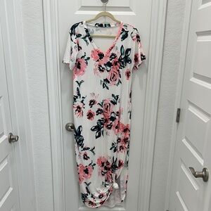 Floral V-Neck Maxi Dress